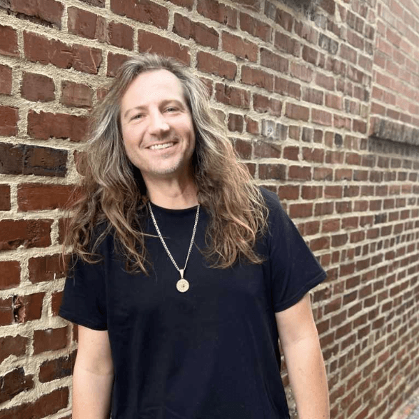 Darren Knight