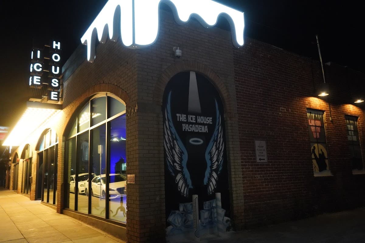 The Ice House Legendary Room