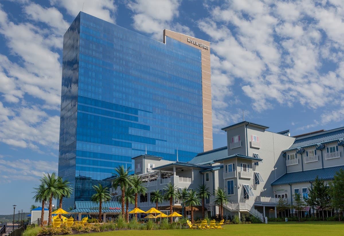 The Cove at River Spirit Casino Resort