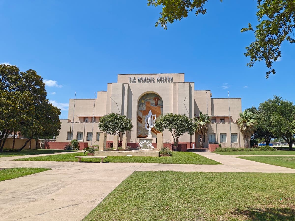 The Women's Museum