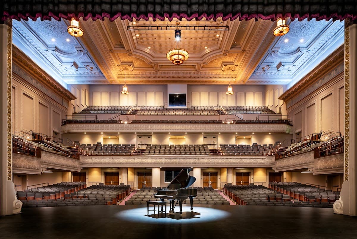 Henry J. Kaiser Center for the Arts
