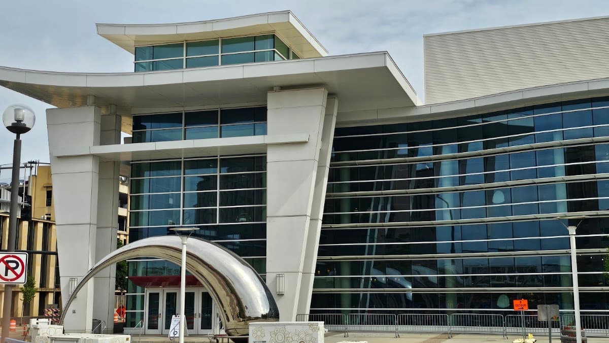 CH Mayo Presentation Hall at Mayo Civic Center