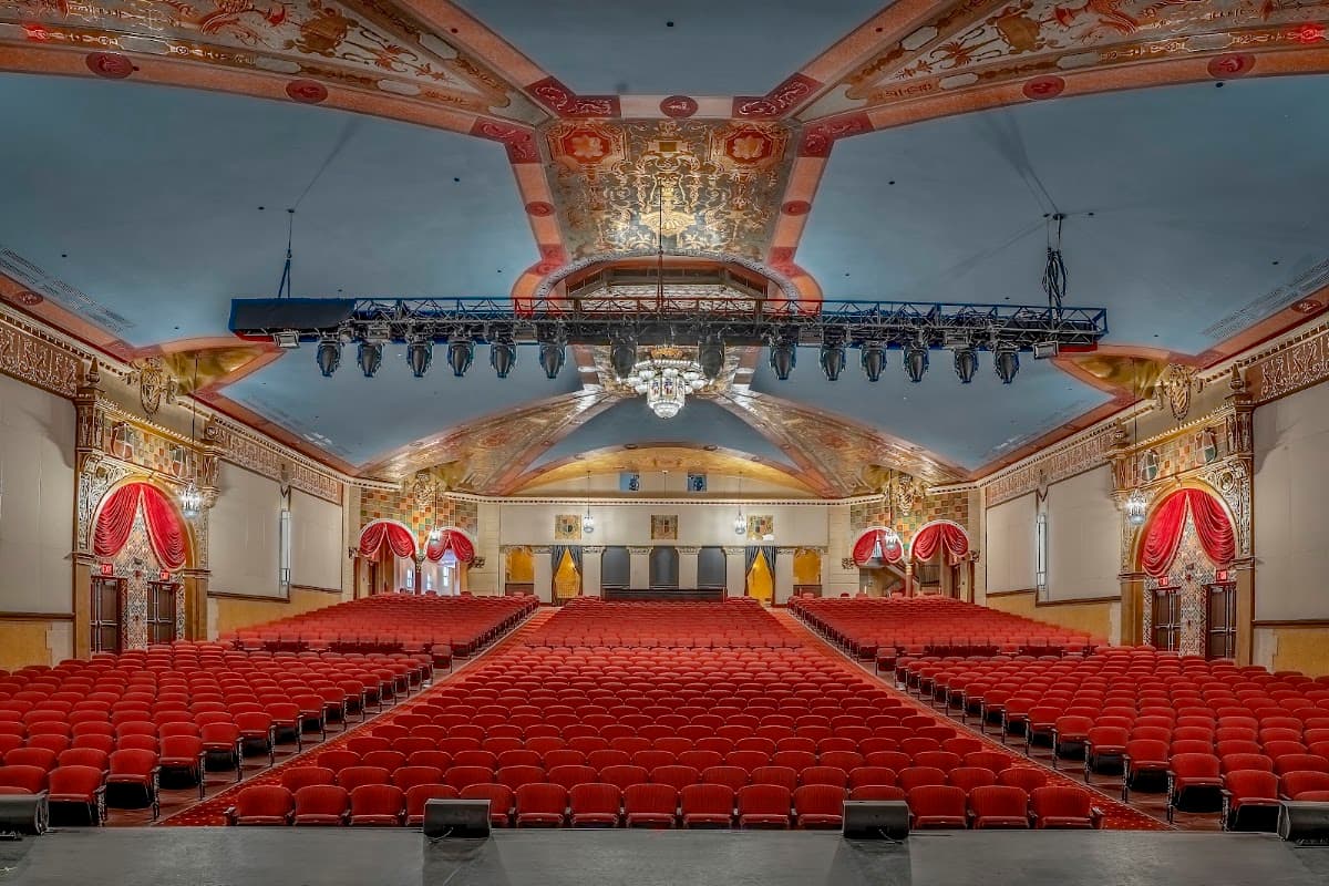Lansdowne Theater
