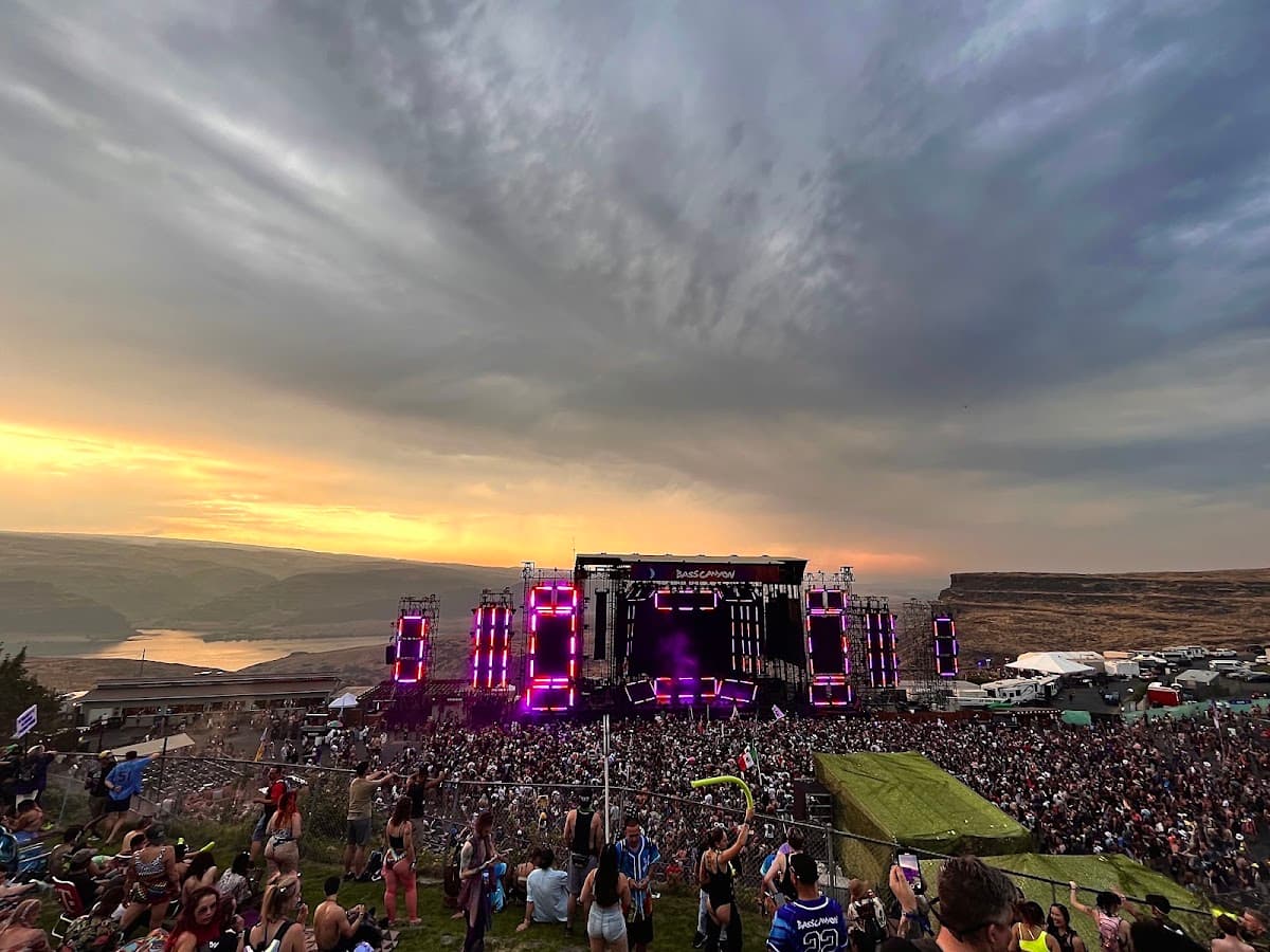Gorge Amphitheatre