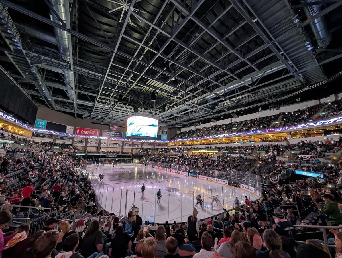 Denny Sanford PREMIER Center