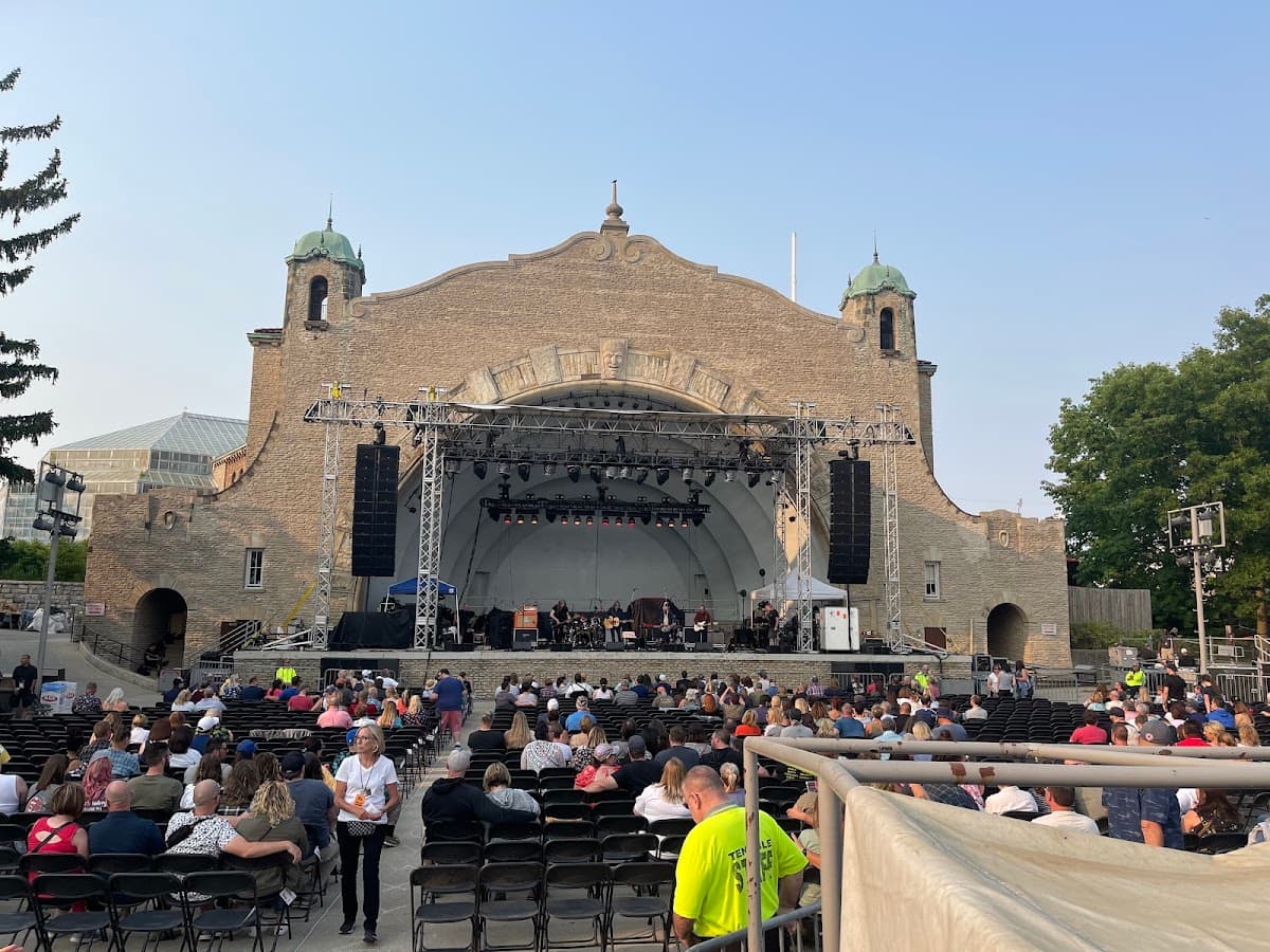 Toledo Zoo Amphitheatre