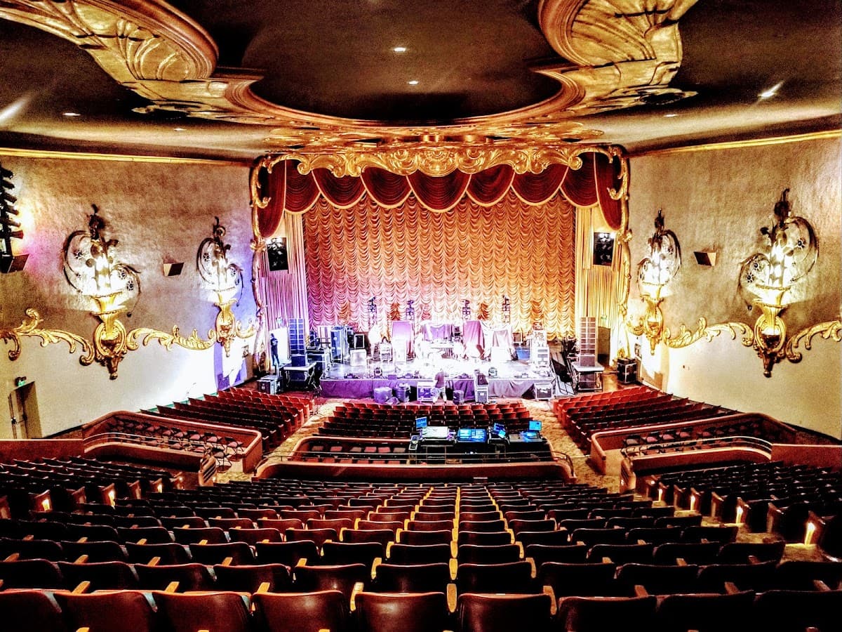 Crest Theater