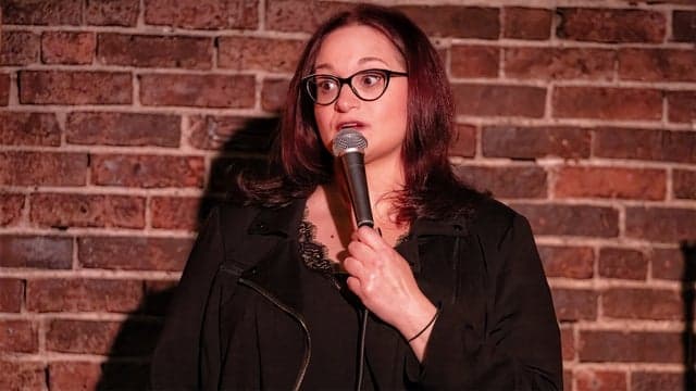 Netflix Is A Joke Presents: Adrienne Iapalucci & Friends