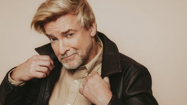 RHYS DARBY - THE LEGEND RETURNS